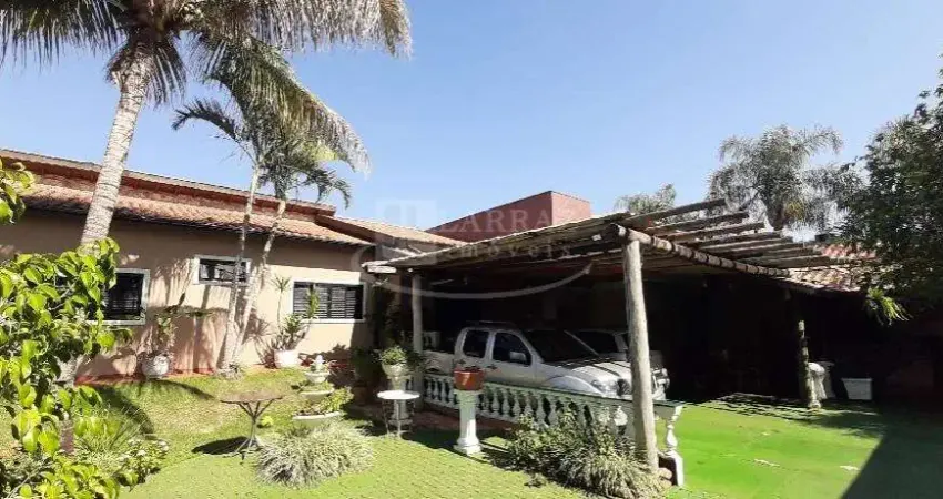 Ótima casa para venda no Parque das Figueiras / Alexandre Balbo, 4 dormitorios 2 suite, varanda gourmet em 560 m2 de area total