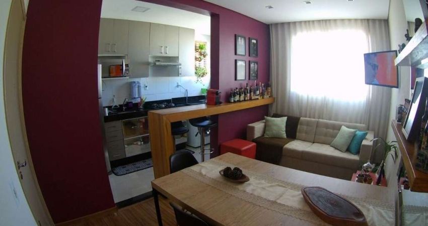 Lindo apartamento inteiro reformado no Parque Sao Sebastiao no condominio Royal Garden com 2 dormitorios e 47 m2