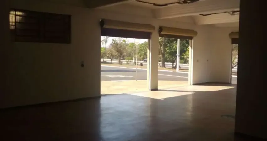 Sobrado mais salao comercial para venda no Pq das Andorinhas / Planalto Verde na Av. Luiz Galvao Cesar, excelente localização com 360 m2 construidos,