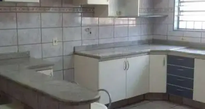 Sobrado para venda no Sumarezinho, ótima localização na Rua Rondonia, 3 dormitorios, sendo 1 suíte em um terreno de 133,38m²