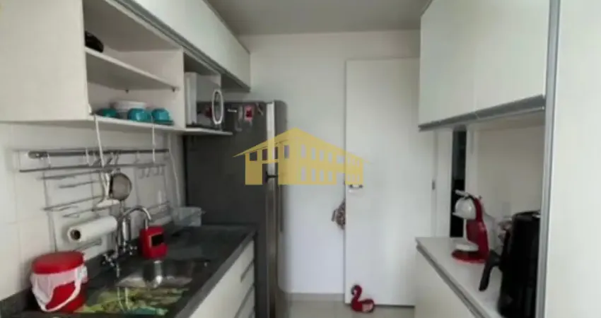 Ótimo Loft à venda no Condomínio Vila Carrara, em Taubaté.