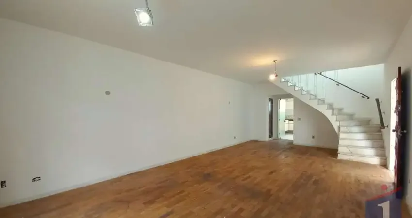Casa no Jardim da Glória, 3 Dormitórios e 1 Suíte por R$1.090.000