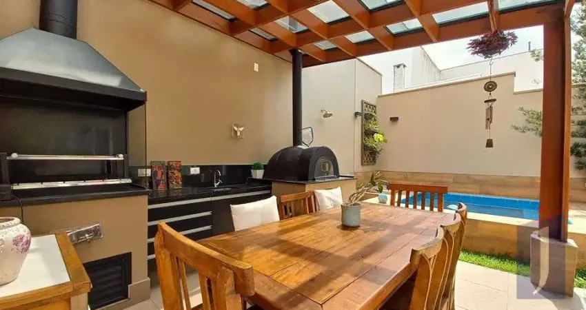 Casa de luxo em Jardim da Gloria, São Paulo: 319m², 3 suítes e 4 vagas por R$ 3.290.000