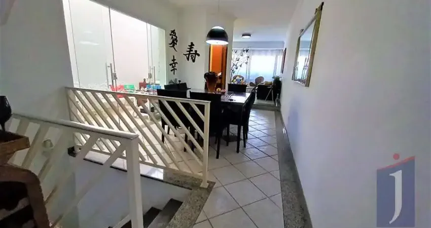 Casa com 3 quartos à venda na Rua Dom Duarte Leopoldo, Cambuci, São Paulo