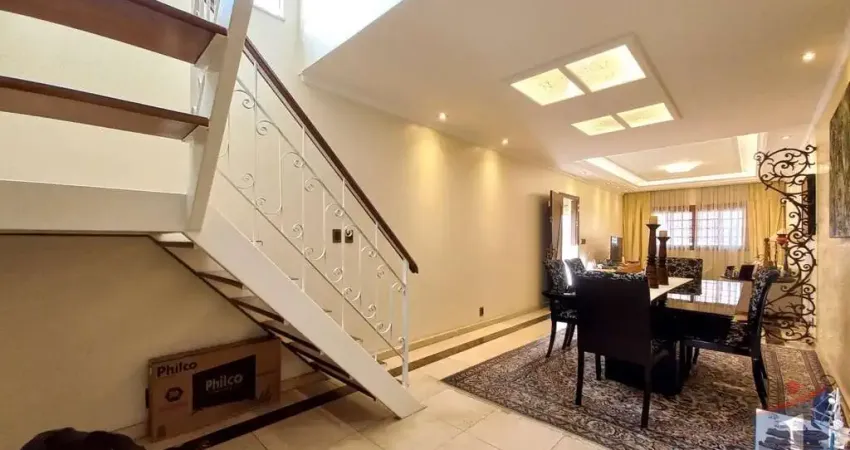 Casa com 3 quartos à venda na Rua Augusto de Toledo, Aclimação, São Paulo