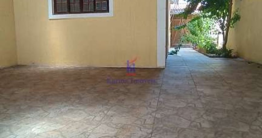 Casa Sobrado à Venda em Guarulhos - 2 Dorms, 79.5m², R$420k