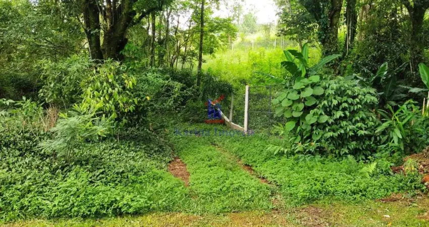 Chácara à Venda em Água Azul, Guarulhos - R$ 150.000