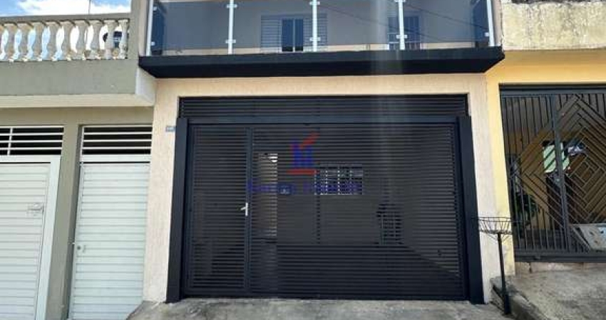 Casa Sobrado em Vila Carmela II - 4 Dormitórios à Venda