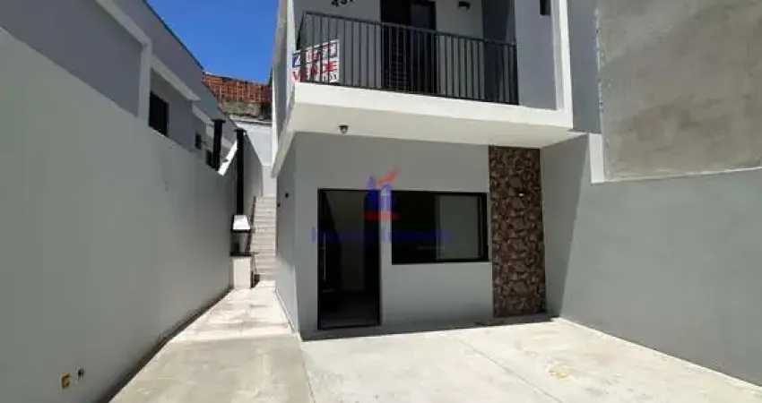 Casa Sobrado em Jardim do Triunfo - 3 Suítes por R$770 mil