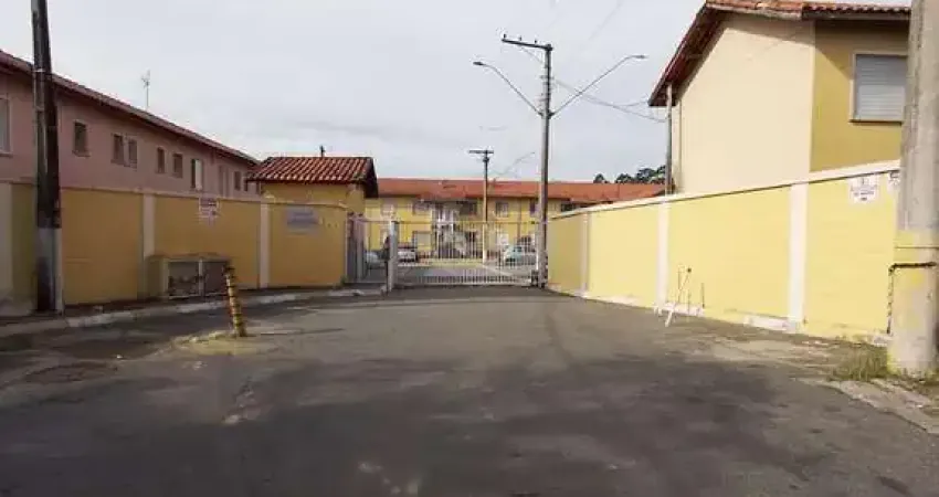 Casa sobreposta em vila carmela i - 2 dormitórios para locação