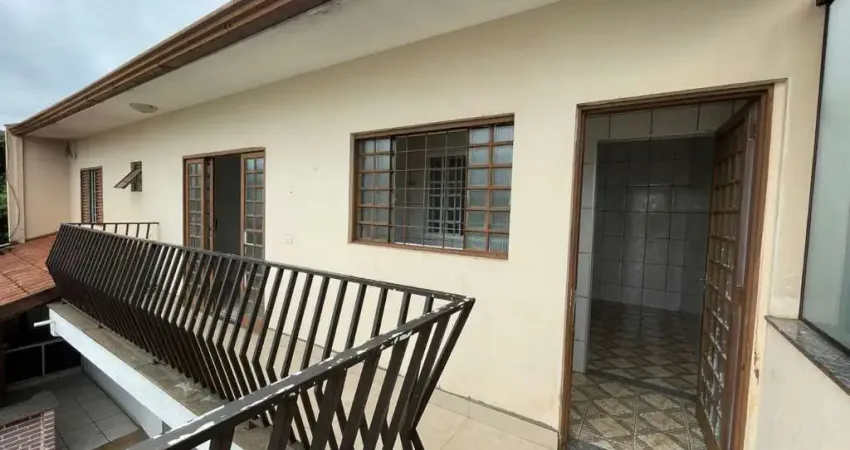 Apartamento com 1 quarto para alugar na Rua Santos Dumont, 185, Zona 03, Maringá