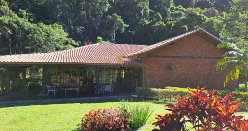 Casa em Condomínio para Venda em Teresópolis, Albuquerque, 4 dormitórios, 4 suítes, 5 banheiros, 10 vagas
