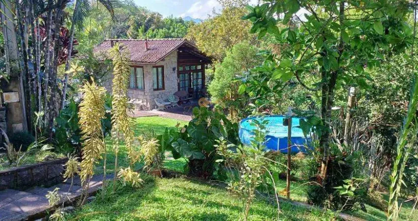 Casa em Condomínio para Venda em Guapimirim, Limoeiro, 2 dormitórios, 2 banheiros, 2 vagas