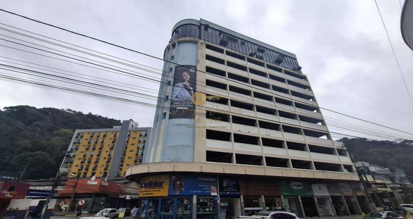 Garagem para alugar na Rua Francisco Sá, 330, Várzea, Teresópolis
