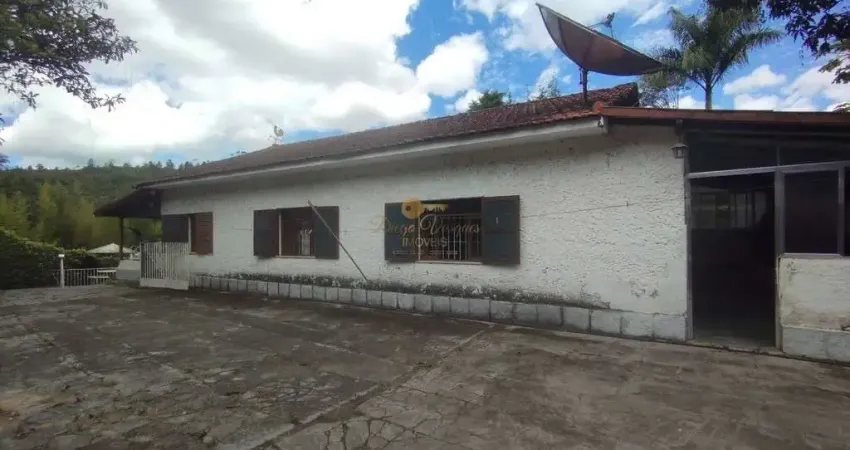 Casa para Venda em Teresópolis, Posse, 3 dormitórios, 1 suíte, 2 banheiros, 3 vagas