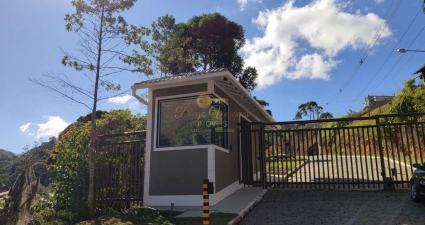 Terreno em Condomínio para Venda em Teresópolis, Prata