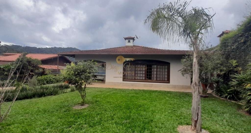 Casa para Venda em Teresópolis, Golfe, 4 dormitórios, 2 suítes, 4 banheiros, 3 vagas