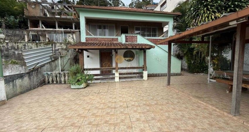 Casa para Venda em Teresópolis, São Pedro, 5 dormitórios, 5 banheiros, 2 vagas