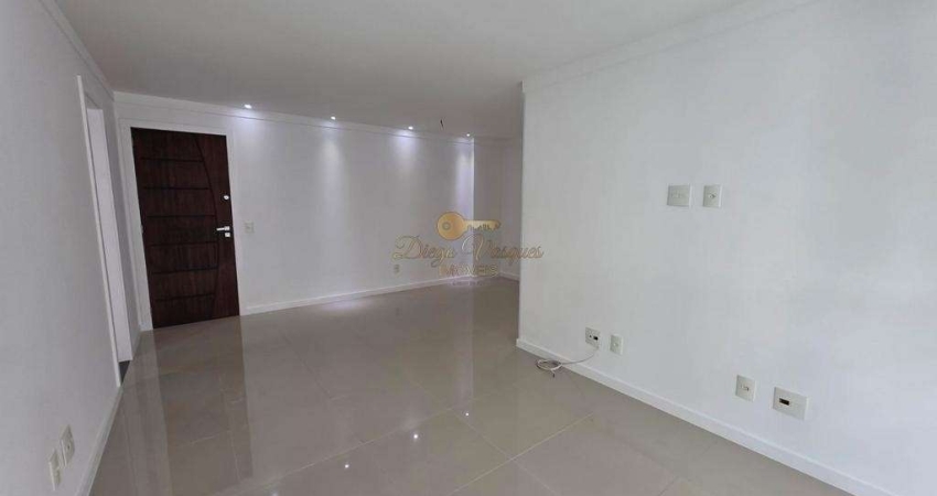 Apartamento para Venda em Teresópolis, Várzea, 3 dormitórios, 1 suíte, 3 banheiros, 2 vagas