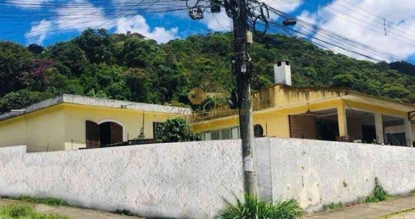 Casa para Venda em Teresópolis, Meudon, 5 dormitórios, 3 banheiros, 2 vagas