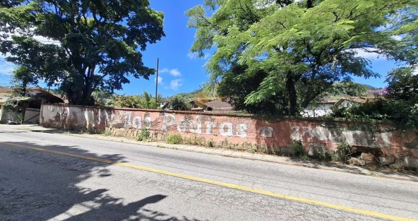 Casa para Venda em Teresópolis, Bom Retiro, 6 dormitórios, 4 banheiros, 2 vagas