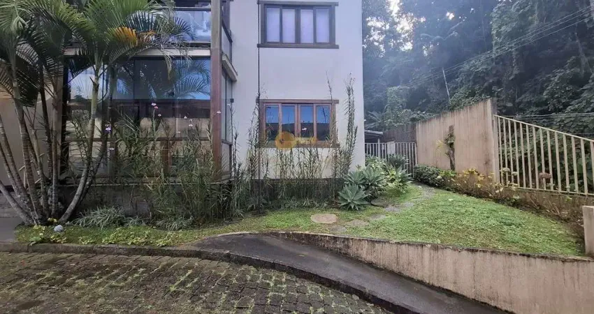 Casa em Condomínio para Venda em Teresópolis, Soberbo, 2 dormitórios, 1 suíte, 2 banheiros, 2 vagas