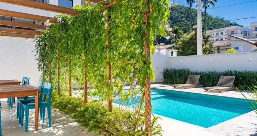 Cobertura Duplex para Venda em Petrópolis, Corrêas, 3 dormitórios, 1 suíte, 3 banheiros, 2 vagas