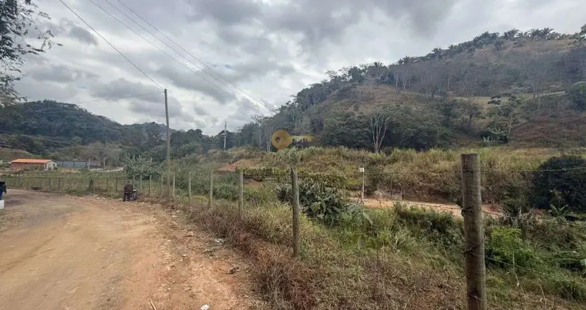Terreno à venda na Estrada Rio x Bahia, 35, Pião, Sapucaia