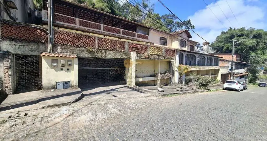Casa para venda em teresópolis, santa cecília, 3 dormitórios, 1 suíte, 2 banheiros, 5 vagas