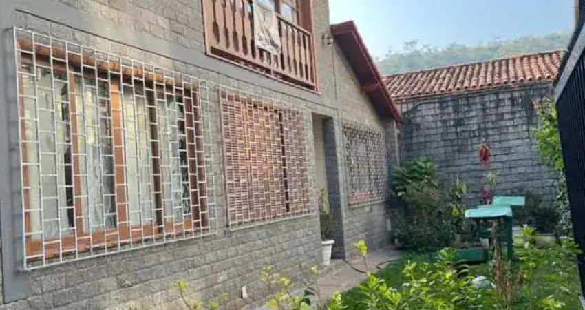Casa para venda em petrópolis, itaipava, 5 dormitórios, 5 suítes, 6 banheiros, 4 vagas