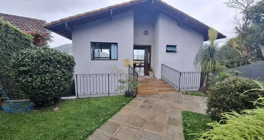 Casa para Venda em Teresópolis, Agriões, 3 dormitórios, 2 suítes, 3 banheiros, 1 vaga