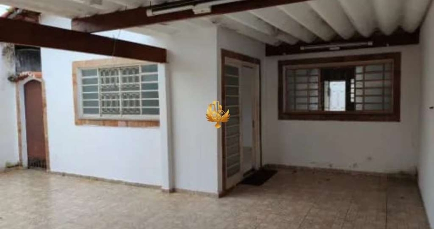 Imperdível Casa à Venda na Vila dos Comerciários 2 em Taubaté-SP: 3 Quartos, 1 Suíte, 1 Sala, 2 Banheiros e 3 Vagas de Garagem!