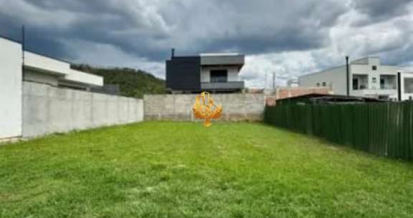 Terreno em Condomínio à Venda em Taubaté-SP, Loteamento Residencial Fazenda Casa Grande, 380m² de área. Confira Já!