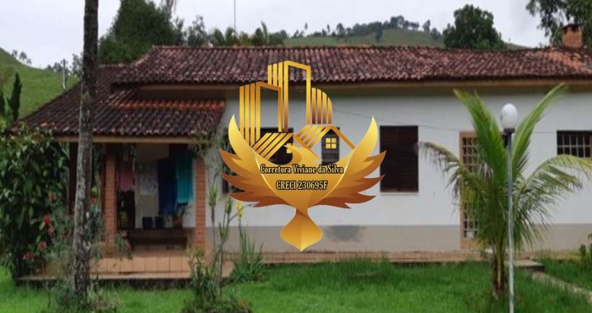 Fazenda à venda em Jacareí-SP: 3 quartos, 1 sala, 2 banheiros, 20 vagas de garagem, 1.210.000 m². Confira agora!