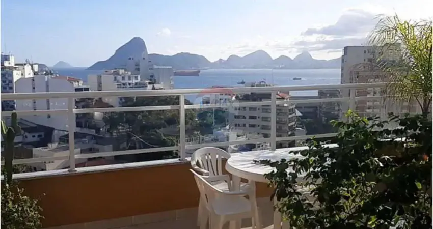 Vendo cobertura em Niterói, 2 quartos (1 suíte), 2 vagas, 194 m2, com vista mar