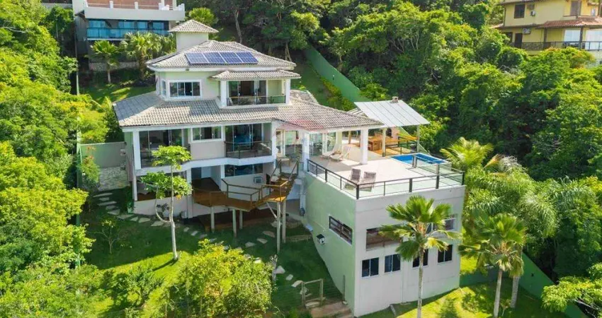 Mansão à venda com vista mar na ferradura – luxo, conforto e exclusividade