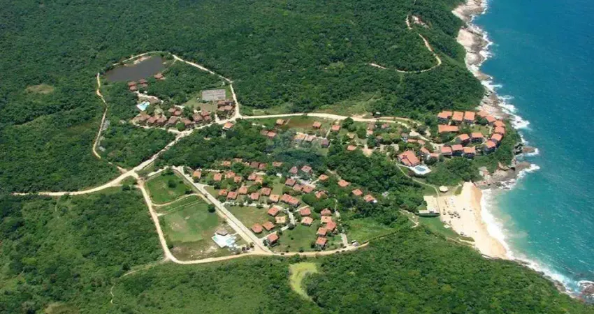 Belíssima e ótima oportunidade em condomínio na Praia dos Caravelas em Búzios, RJ