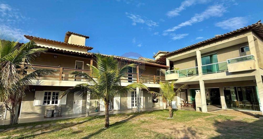 À venda Casa com 13 suites a 50 metros da Praia em Marina, Búzios, RJ