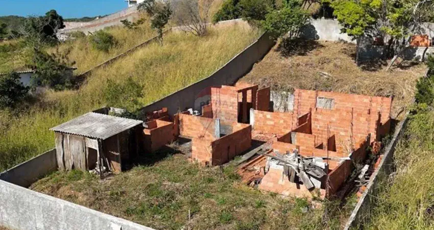 Terreno à venda em Búzios, murado e com portão, em São José!