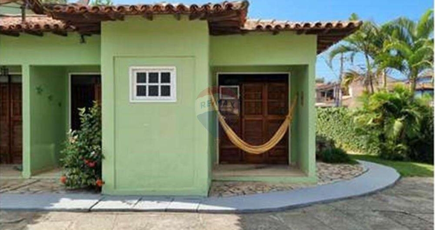 Loft mobiliado em condomínio, na praia de Maguinhos, Armação dos Búzios.
