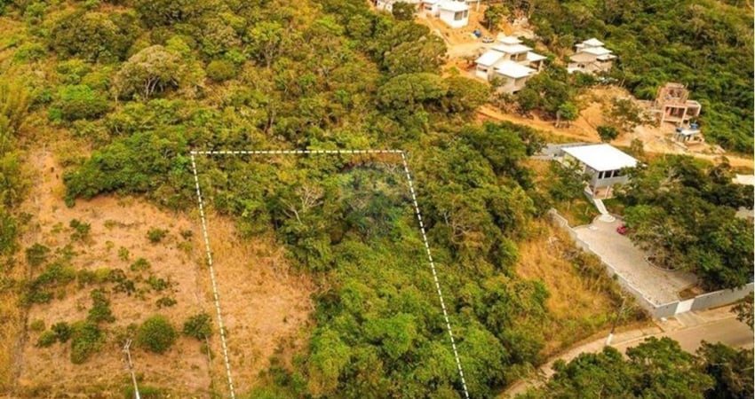 À venda: Terreno com RGI e 1.089,74m² na Tartaruga, seu refúgio em Armação dos Búzios, RJ
