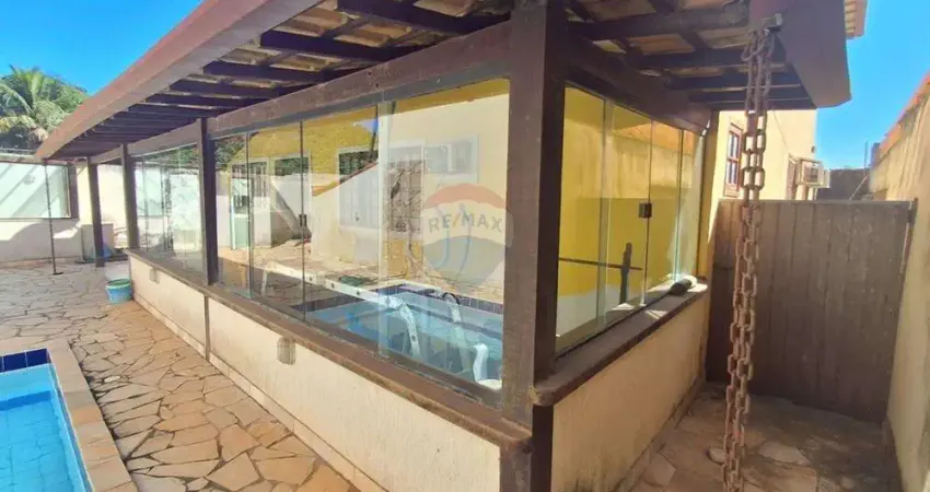 À venda: casa com 4 quartos, piscina e jacuzzi na vila verde, conforto e sofisticação em búzios!