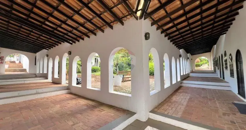 Duplex com 2 quartos à Venda no Condomínio Village de Búzios – Em frente à Praça dos Ossos, Búzios, Rio de Janeiro