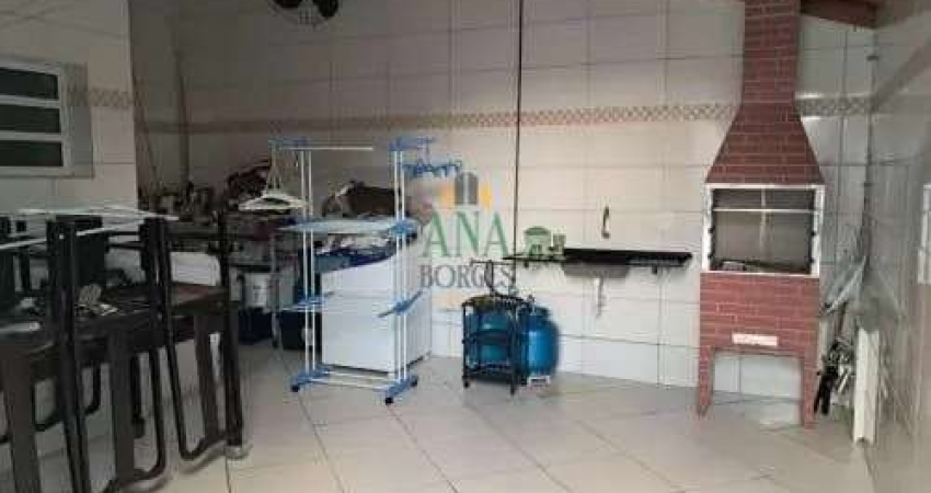 Casa de 03 dormitórios na Zona Leste