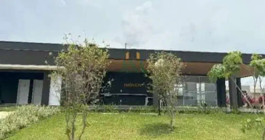Casa 02 dormitórios em Condomínio