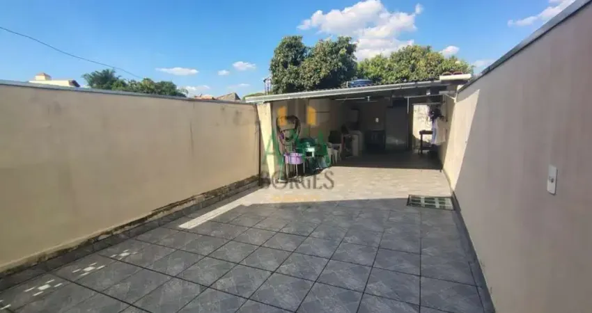 Casa com 3 quartos à venda na Vila Carvalho, Sorocaba 
