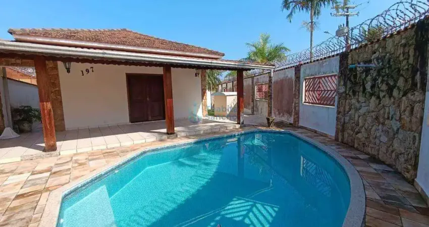 Casa com 3 dorms, Imperador, Praia Grande - R$ 680 mil, Cod: 1010