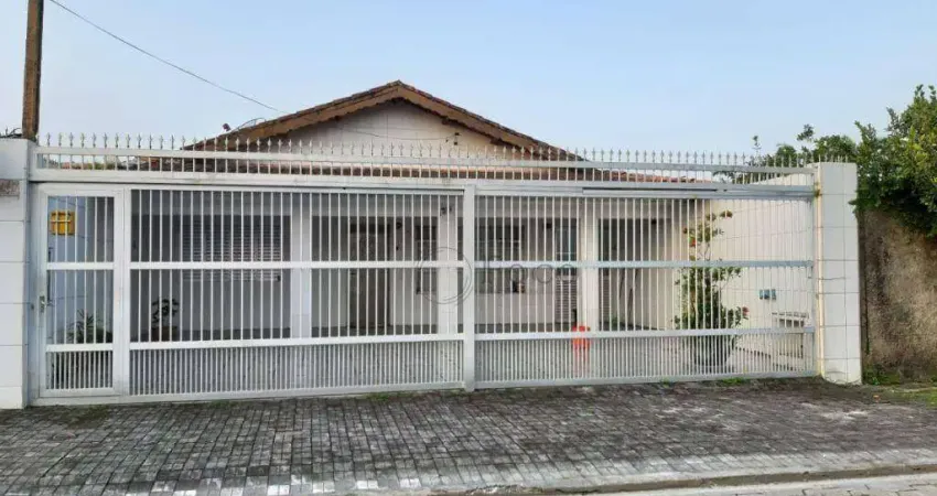 Casa com 3 dormitórios à venda, 157 m² por R$ 390.000,00 - Balneário Itaoca - Mongaguá/SP