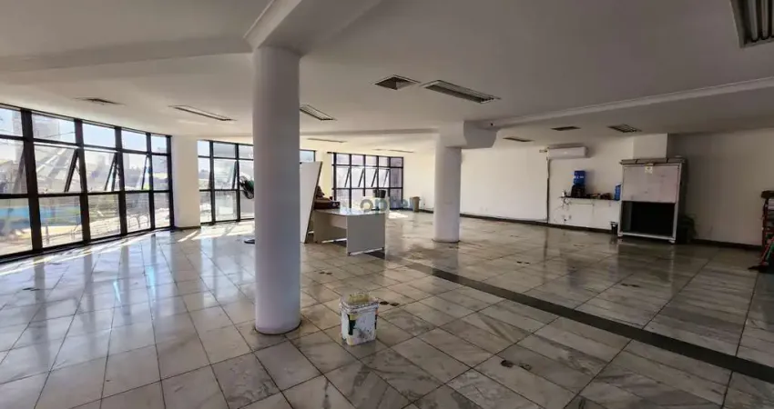Salão de 232m2 na Av. Kennedy com 3 vagas para Locação  - São Bernardo do Campo
