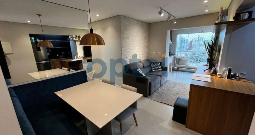 Apartamento Mobiliado, 2 dorms ( 1 suíte) 67m2 com varanda gourmet e lazer completo no Condomínio Innovare na Vila Bastos em Santo André